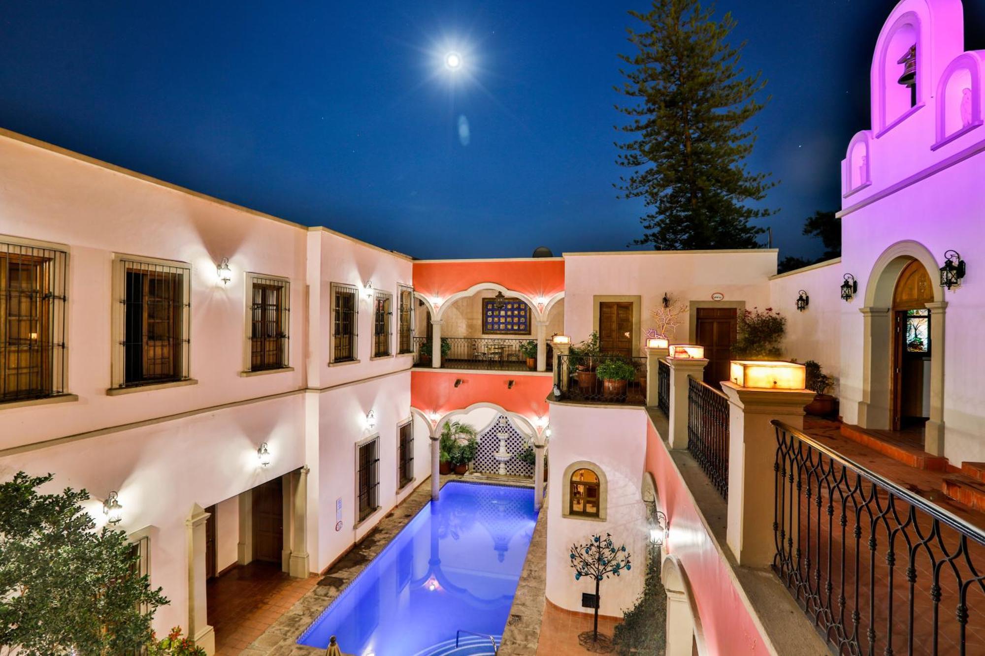 Gran Casa Sayula Galeria & Spa Ngoại thất bức ảnh